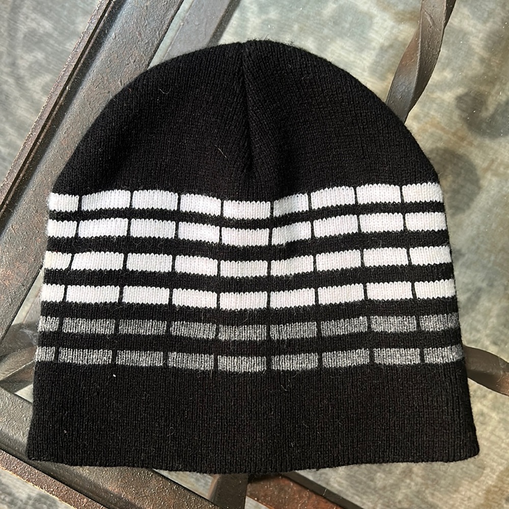 Striped Beanie 100% Acrylic